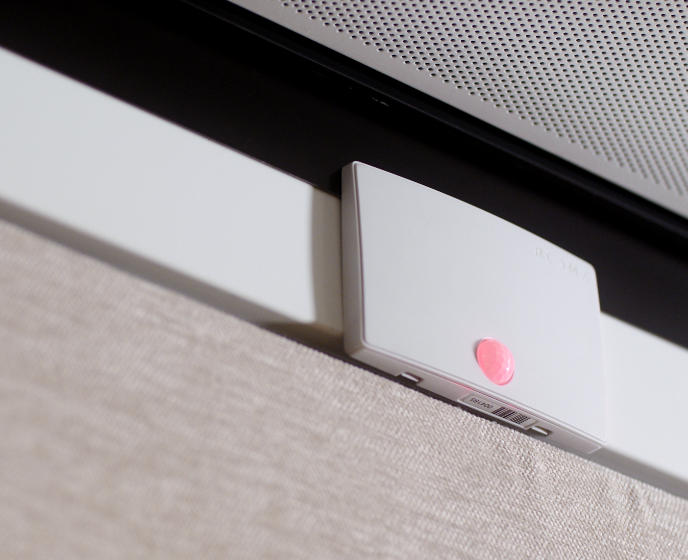 How workspace presence sensors support meeting room management and reduce ghost meetings?