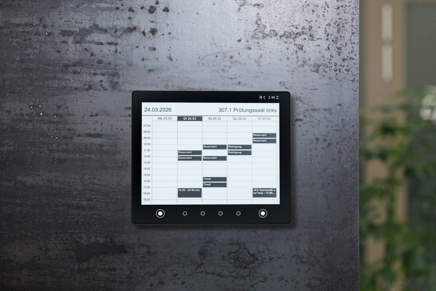 Roomz meeting room booking screen